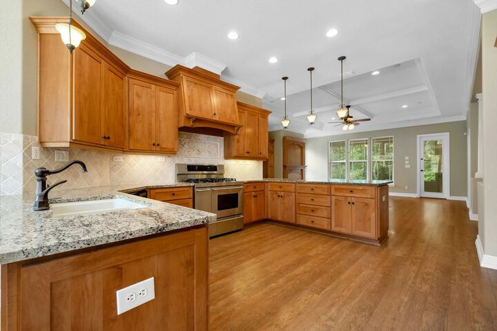 Property Photo:  4512 Cavendish Court  FL 32309 