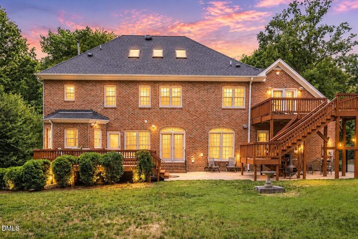 Property Photo: 10108 Clairbourne Place NC 27615