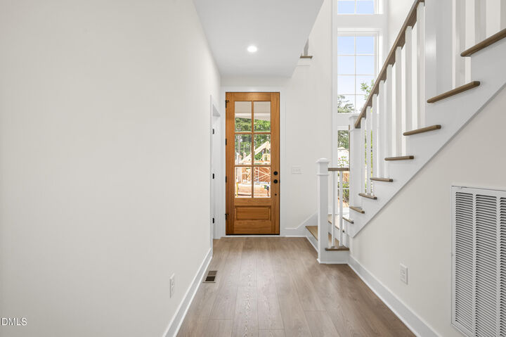 Property Photo:  712 Grayhaven Place  NC 27606 