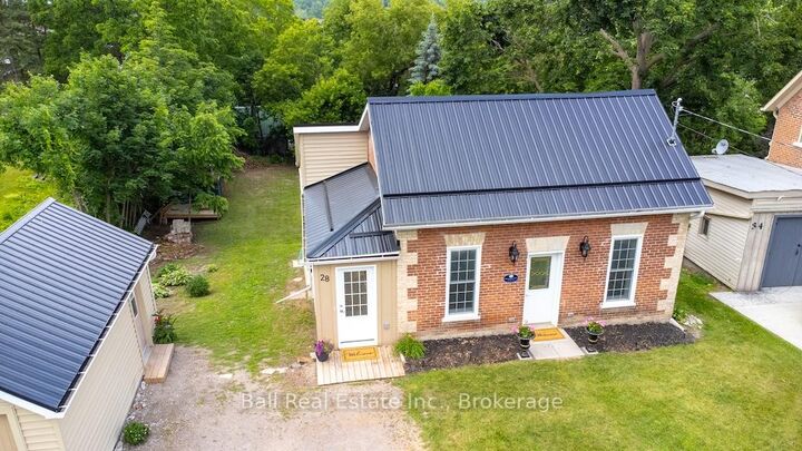Property Photo: 28 Booth Street N ON K0L 1L0