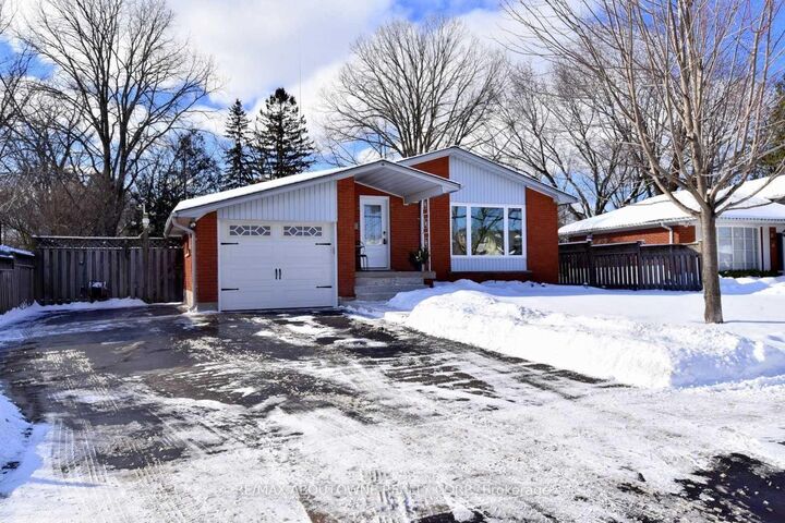 Property Photo:  314 Bevan Drive  ON L7L 4L2 