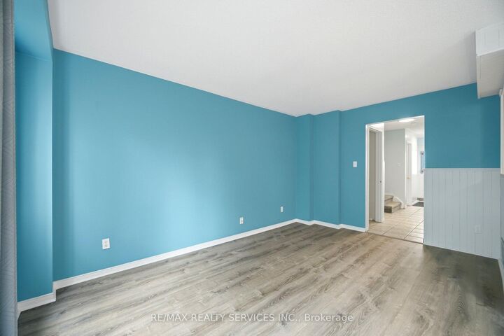Property Photo:  10 Potter Crescent  ON L0G 1W0 