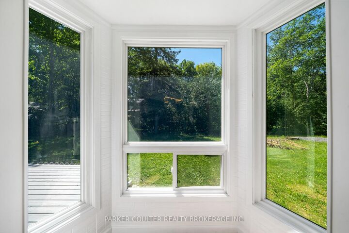 Property Photo: 85 Evans Avenue W ON P1P 1A6