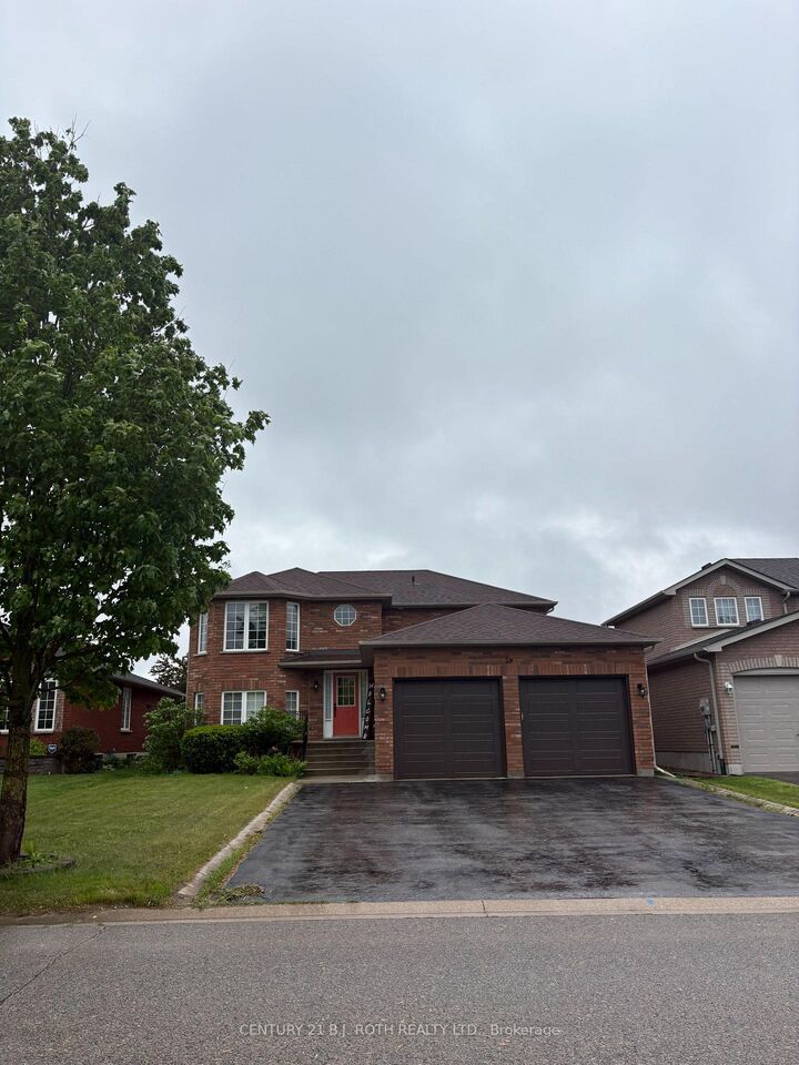 Property Photo:  59 Nicklaus Drive Upper Level  ON L4M 6V7 