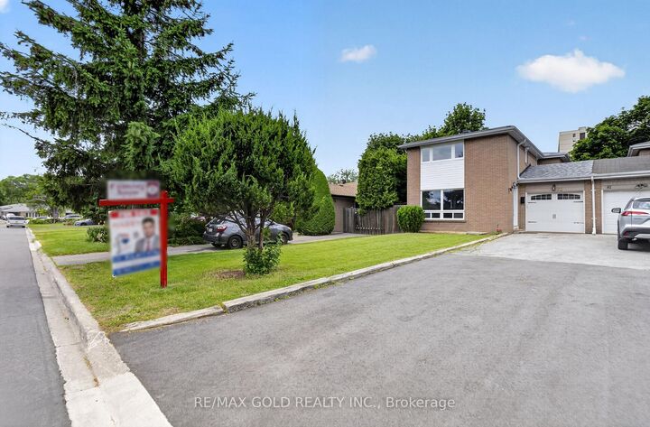 Property Photo:  83 Cathcart Crescent  ON L6T 2A4 