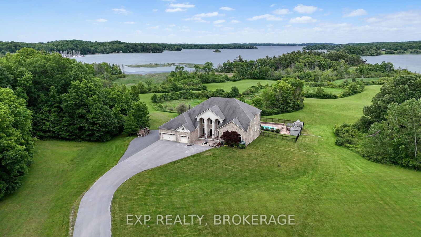 Property Photo: 1190 Byrne Point Road ON K7G 2V6