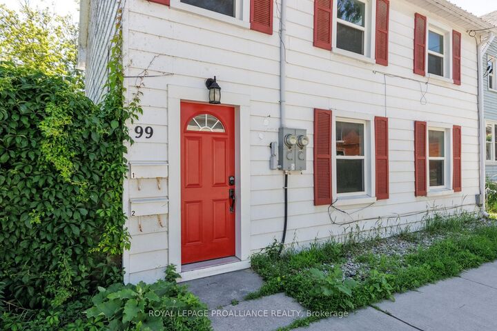 Property Photo: 99 Chatham Street ON K7K 4H2