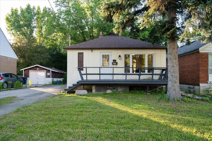 Property Photo: 175 Clearbrooke Circle ON M9W 2G2