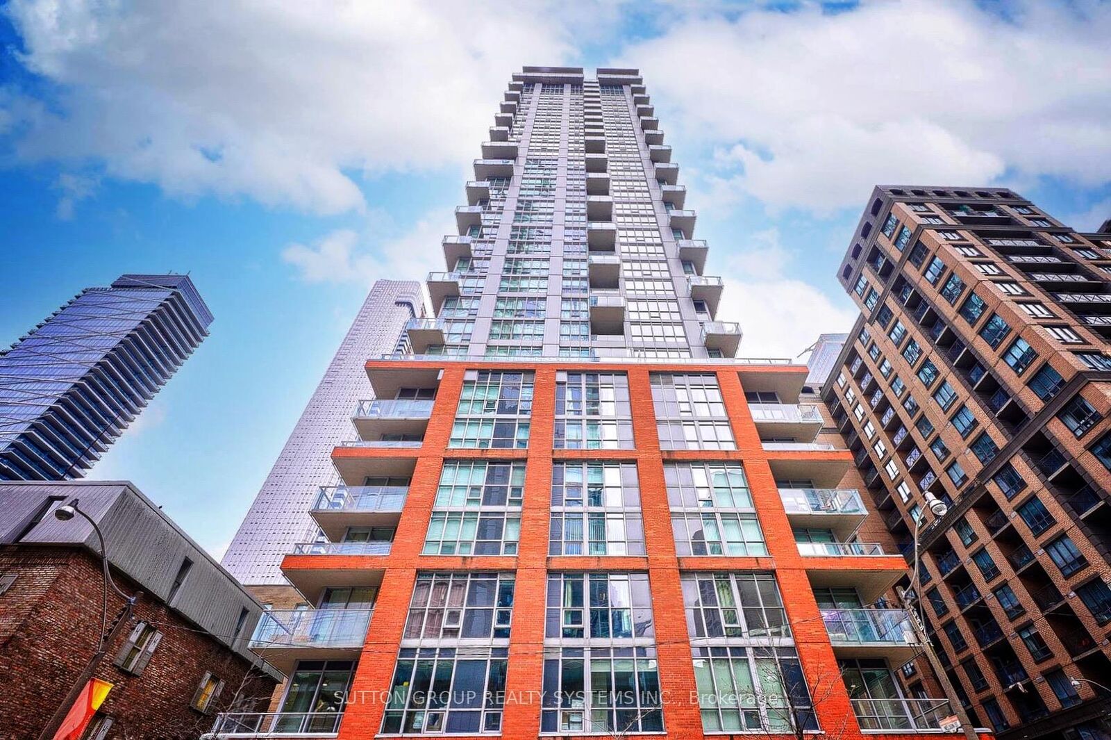 Property Photo:  126 Simcoe Street 1208  ON M5H 4E6 