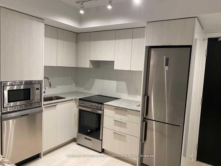 Property Photo:  18 Maitland Terrace 1104  ON M4Y 0H2 