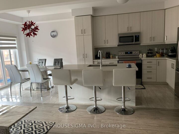 Property Photo:  59 Greenwich Avenue  ON L8J 0L6 