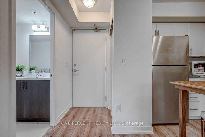 Property Photo:  1420 Dupont Road 406  ON P1B 8Z4 