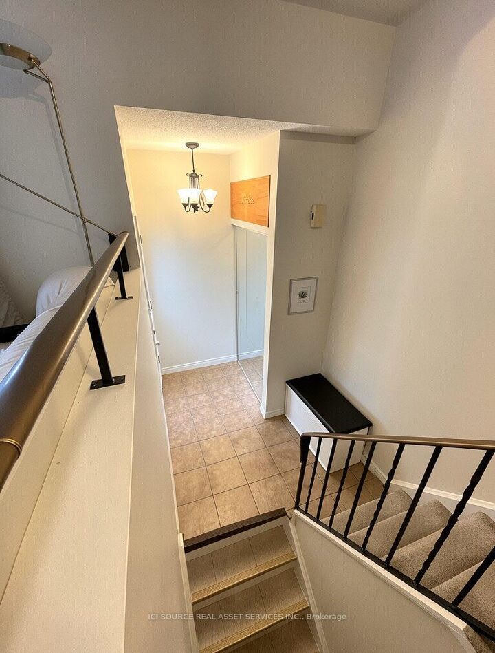 Property Photo:  12C Sonnet Crescent  ON K2H 8W7 