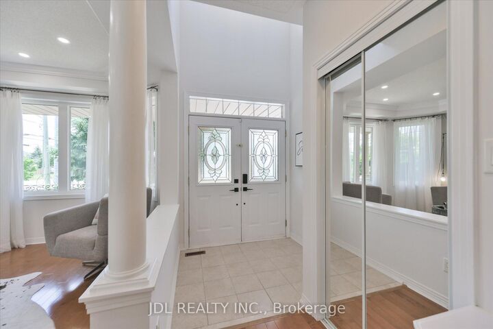 Property Photo: 35 Stoneheath Crescent ON L6C 2K9