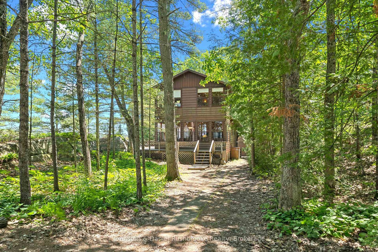 Property Photo: 1277 &Amp 1279 Woodland Drive ON P1P 1R2