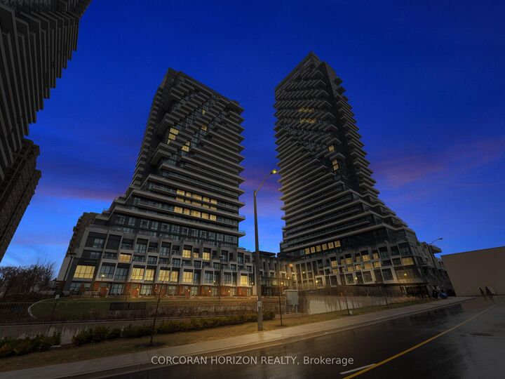 30 Inn On The Park Drive 221 — photo 1