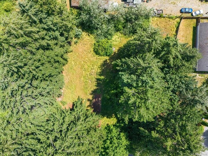 Property Photo:  1520 Frew Rd  BC V9X 1K9 
