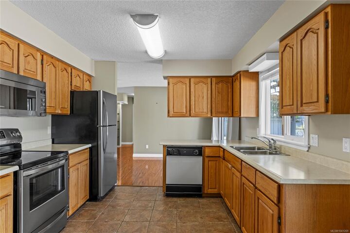 Property Photo:  1222 Gilley Cres  BC V9P 1W5 