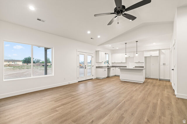 Property Photo: 335 W 230 N UT 84754