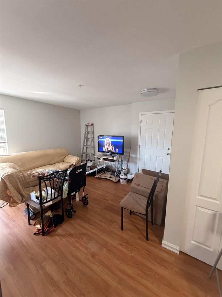 Property Photo: 688 E 56th Avenue 302 BC V5X 1R7
