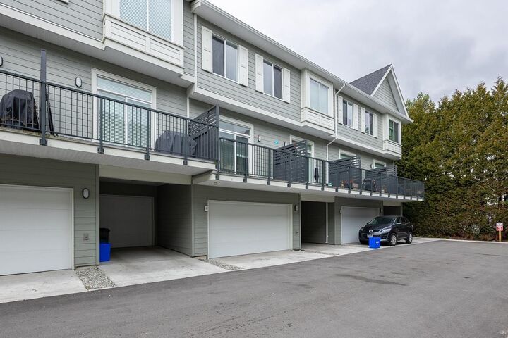 13629 81A Avenue 4 — photo 1