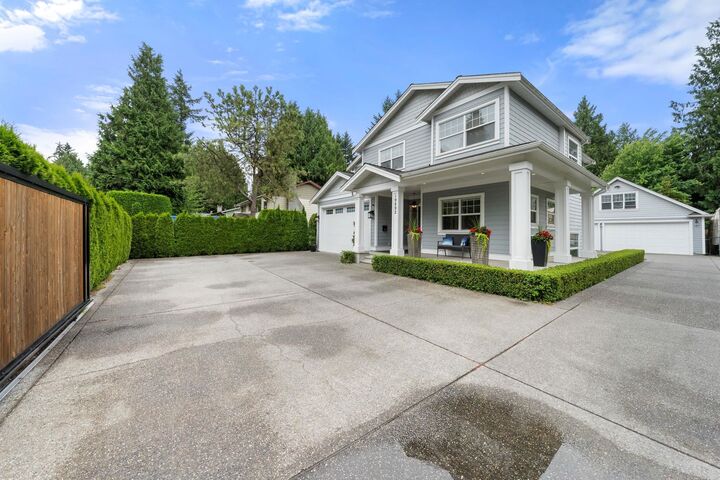 19892 44 Avenue — photo 1