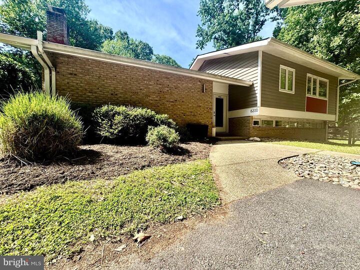 Property Photo:  8200 Stone Trail Drive  MD 20817 