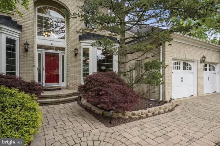 Property Photo:  51 Stonehedge Drive  NJ 08520 