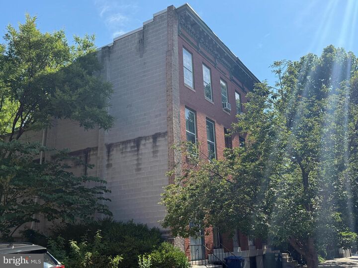 Property Photo:  1412 W Lombard Street W  MD 21223 