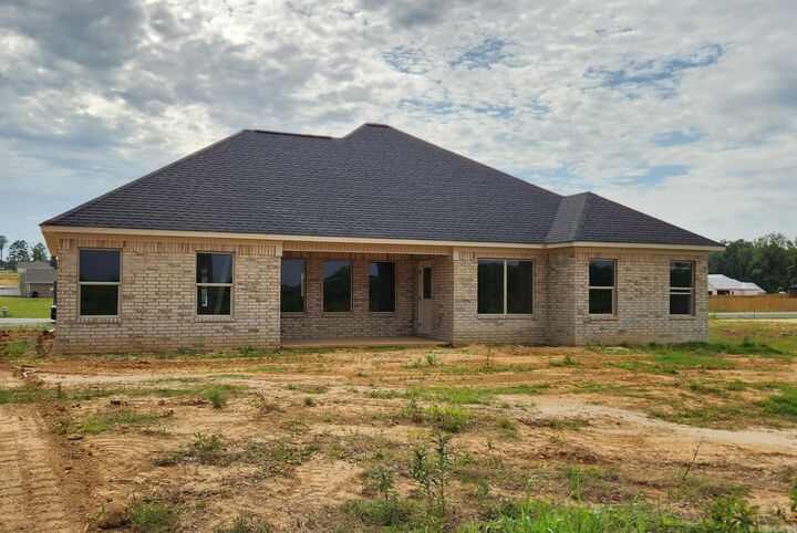 Property Photo:  1088 Duke Drive  AR 72011 
