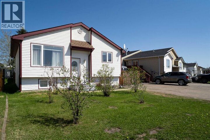 Property Photo: 170 Fullerton Drive AB T9K 1P8