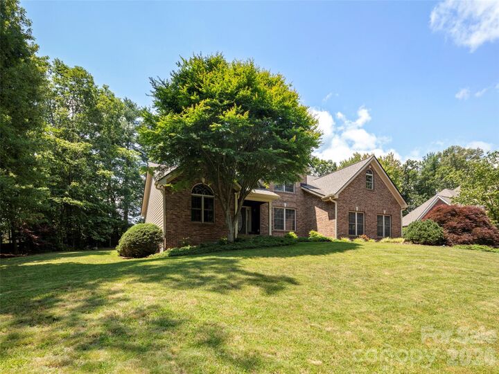 Property Photo:  70 Ashley Woods Drive  NC 28704 