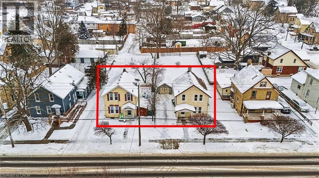 Property Photo:  86 Courtland Avenue East  ON N2G 2T8 