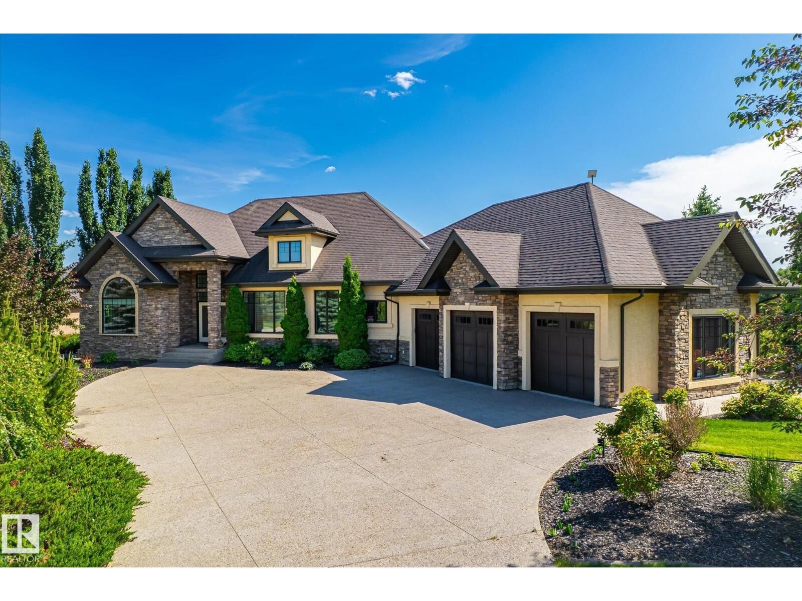 Property Photo:  3 Blackhawk Dr  AB T7Y 1A8 