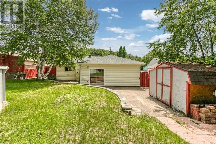 Property Photo:  32 Fraser Avenue  ON P0M 2R0 