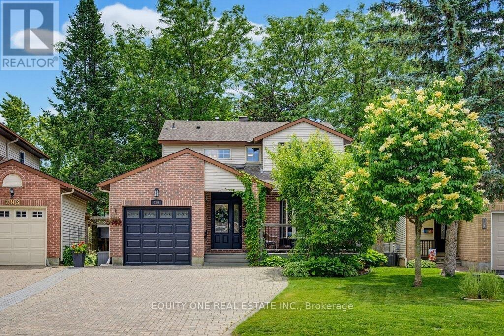 Property Photo:  289 Du Grand Bois Avenue  ON K1E 2S8 