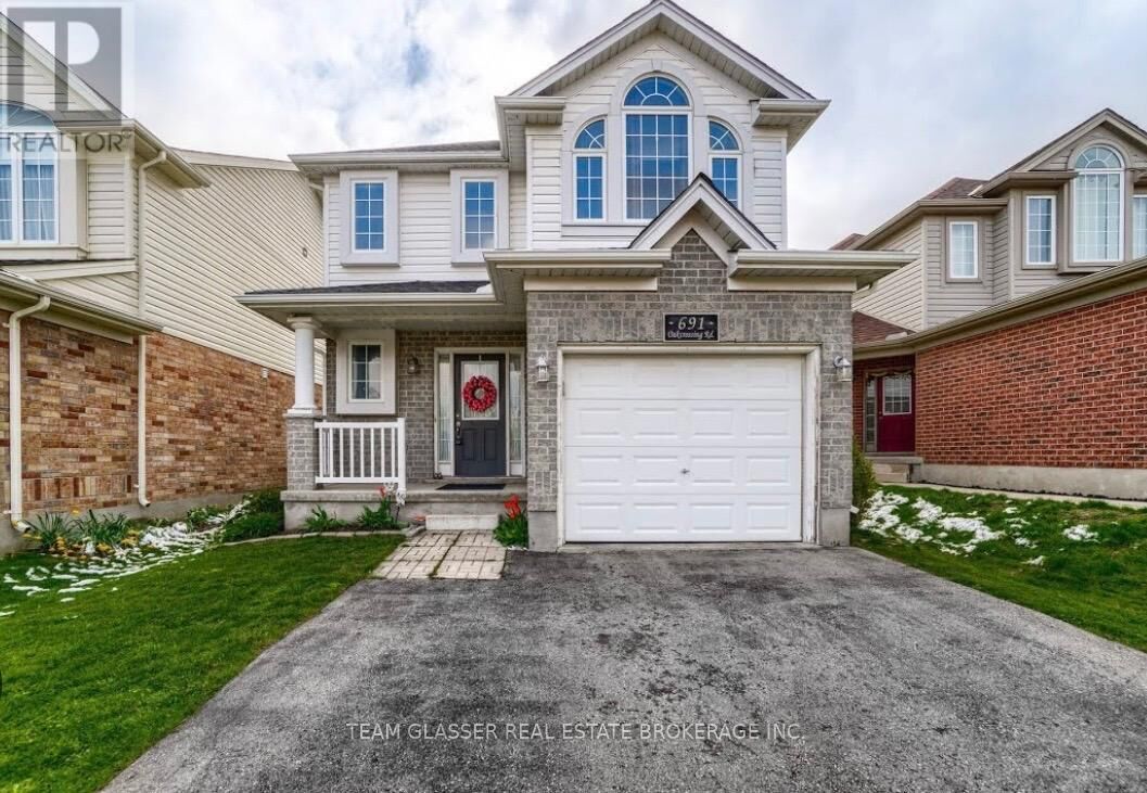 Property Photo:  691 Oakcrossing Road  ON N6H 5V7 