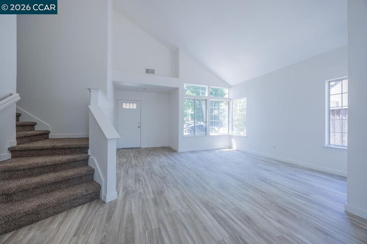 Property Photo:  4528 Knollpark Cir  CA 94531 