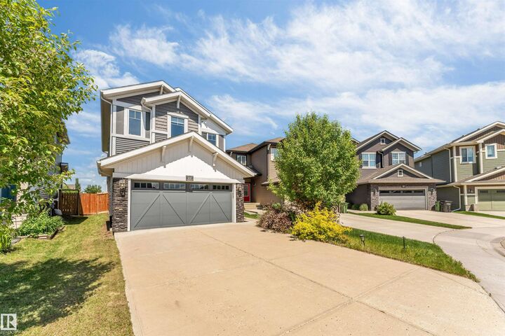 Property Photo:  5137 Crabapple Link Link SW  AB T6X 0X4 