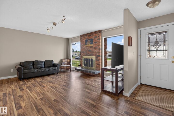 Property Photo:  15231 117 Street NW  AB T5X 1R2 
