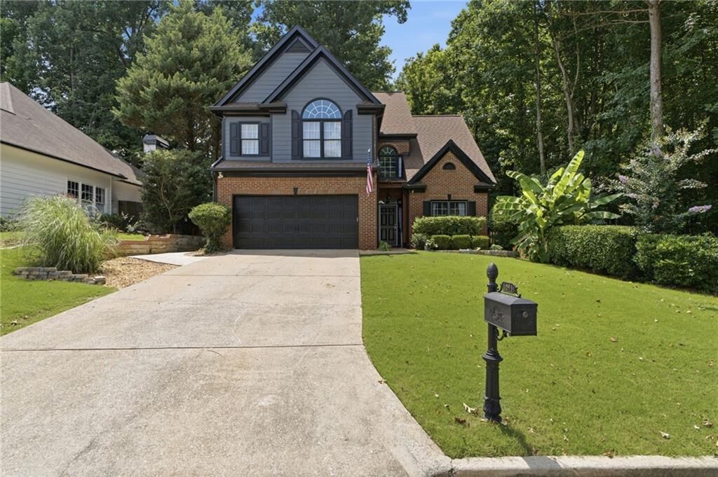 Property Photo: 1075 S Bethany Creek Drive GA 30004