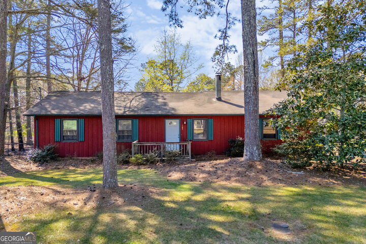 Property Photo: 185 Live Oak Place GA 30606