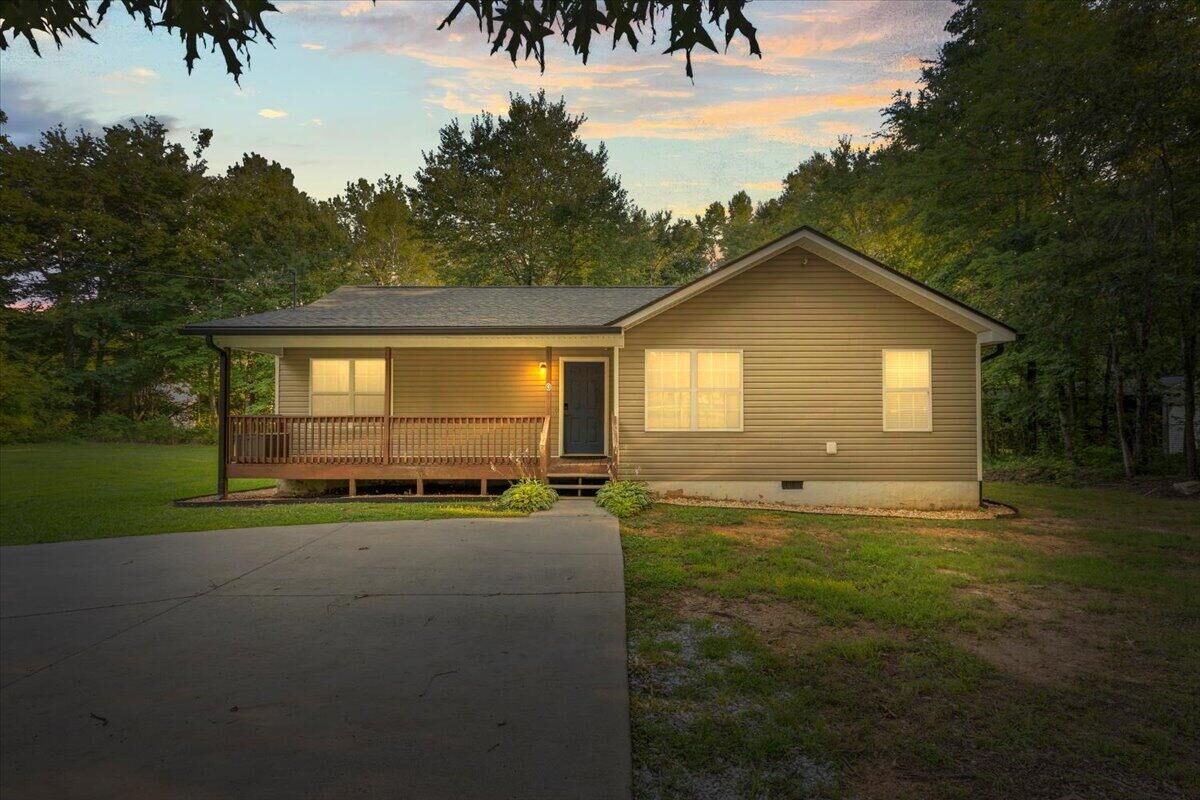 Property Photo: 975 Sagamore Drive GA 30755