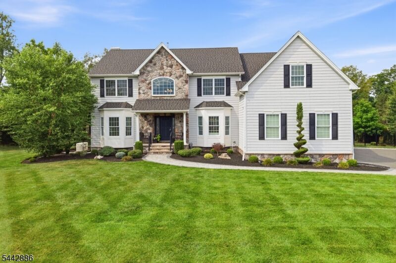 Property Photo: 284 Shelburne Pl NJ 08844