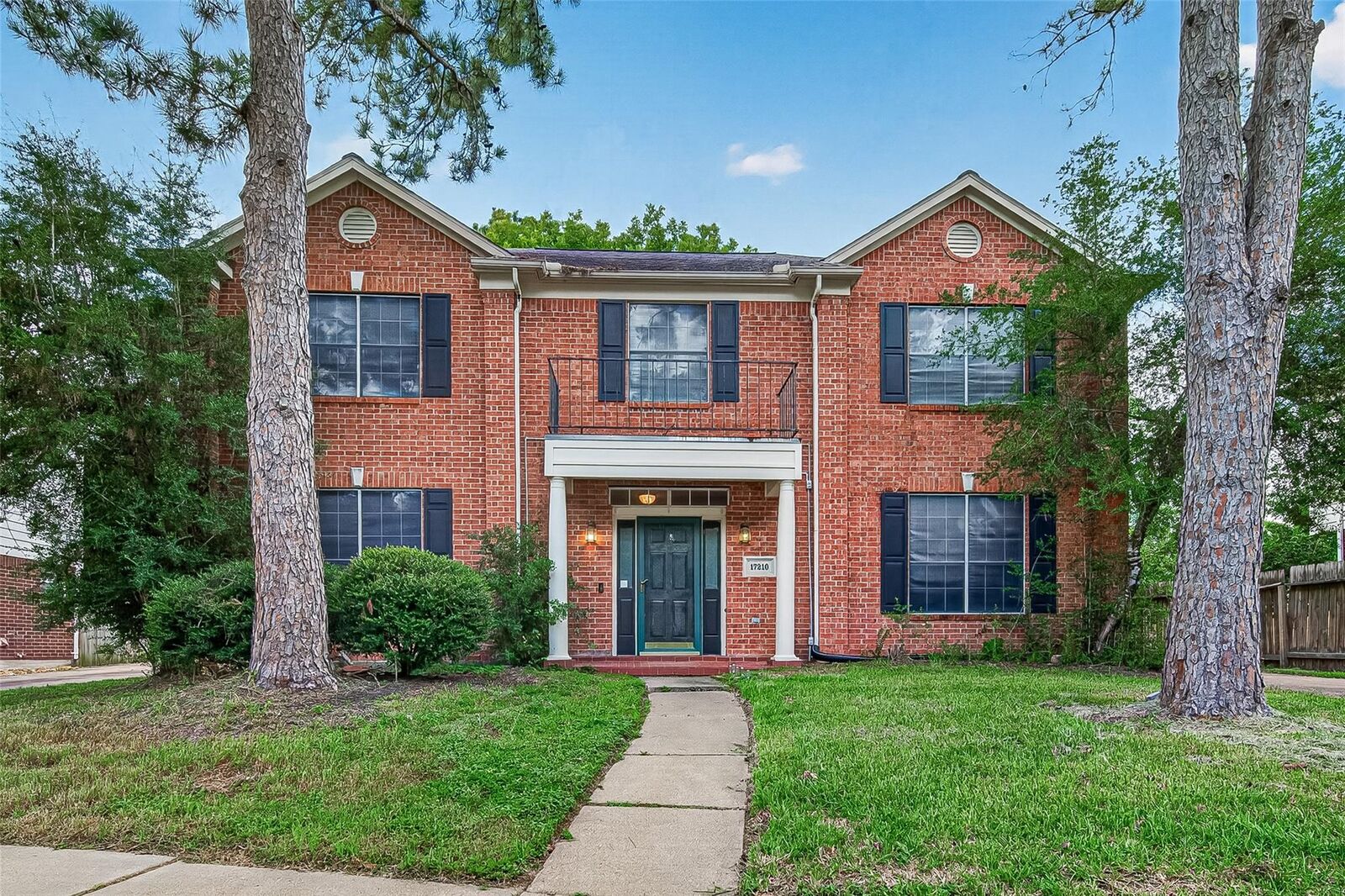 Property Photo:  17210 Palm Falls Court  TX 77095 