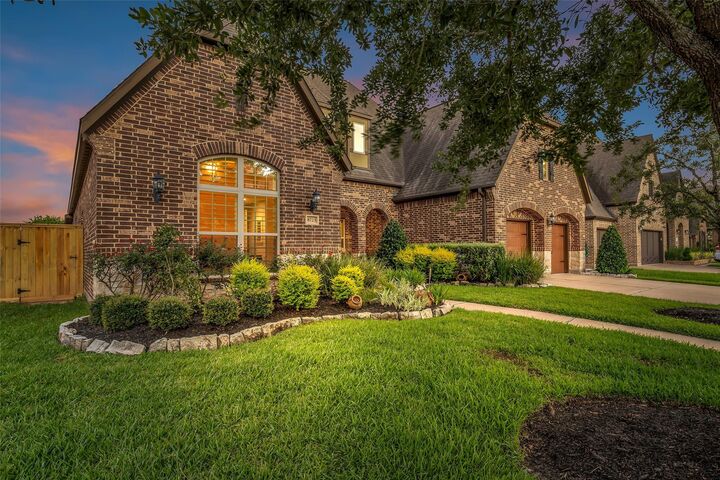 Property Photo:  8723 Long Cross Drive  TX 77406 