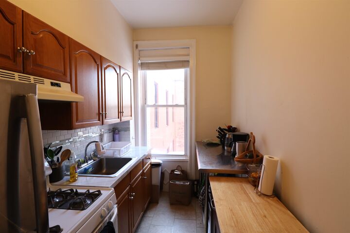 Property Photo:  202 Bloomfield St 2  NJ 07030 