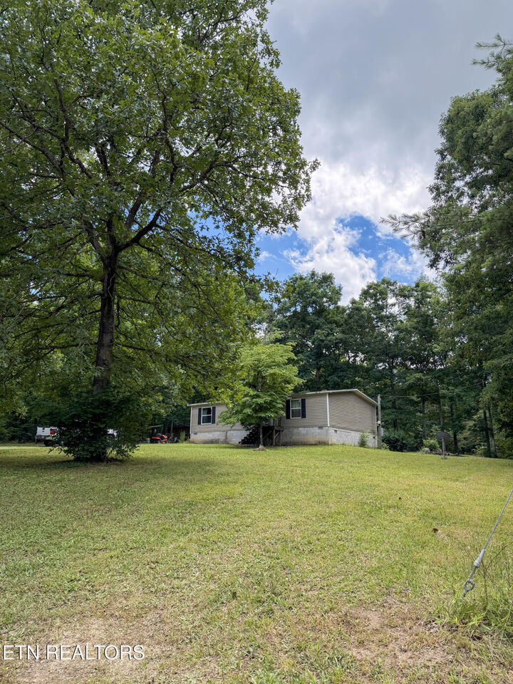 Property Photo:  102 Skyline Court  TN 38572 