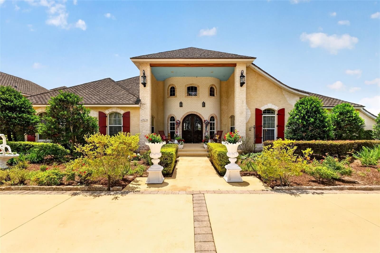 Property Photo:  17269 SE 260th Avenue Road  FL 32784 