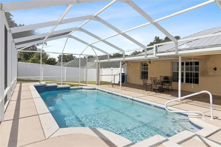 Property Photo:  2707 La Vista Drive  FL 33844 